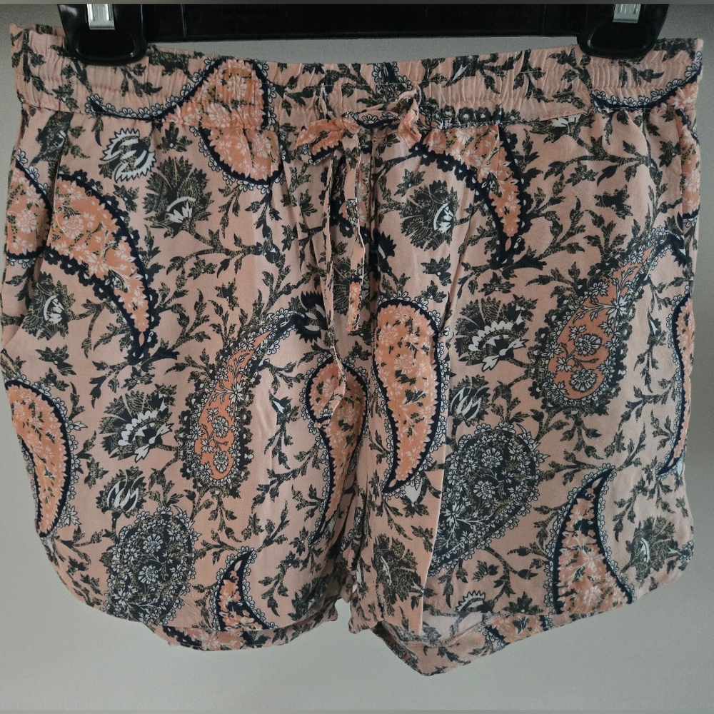 Vero Moda Paisley Shorts - Picture 7 of 7